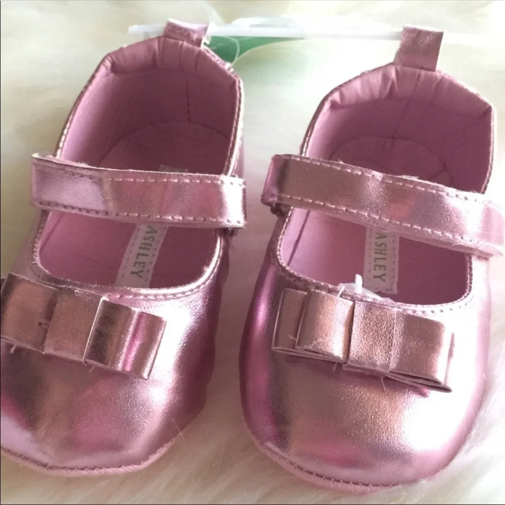 Laura Ashley Mary Jane’s Pink Metallic Bow Babies Toddler’s Shoes